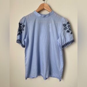 NWT Loft Cornflower Blue And Navy Floral Embroidered Sleeves Blouse Size XS